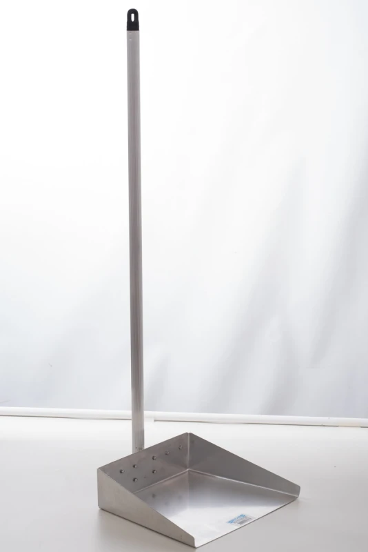 pá de lixo com cabo