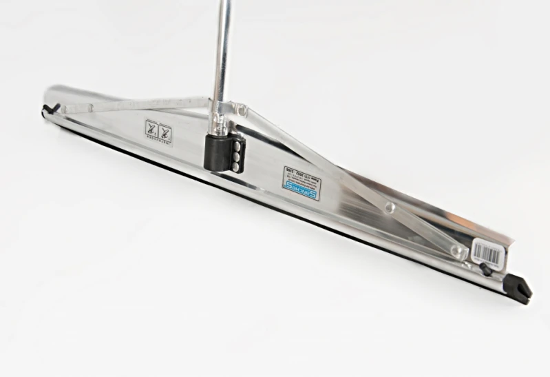 rodo de borracha para limpeza