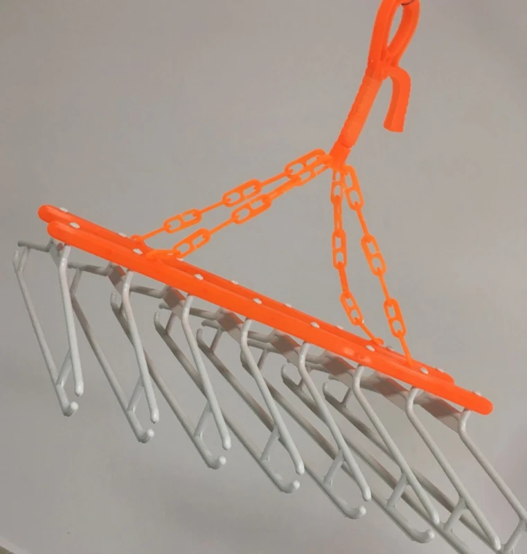 varal com cabides acoplados